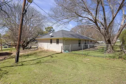 1701 Hitching Post Road, Granbury, TX 76049 - Photo 25