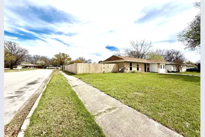 1801 Coleta Place, Garland, TX 75040 - Photo 23