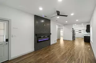 2452 W Brooklyn Ave, Dallas, TX 75211 - Photo 9