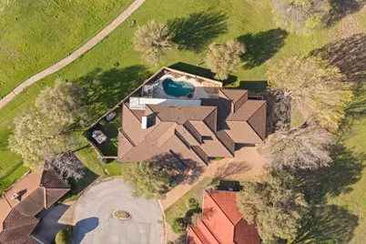 848 S Havenwood Lane, Fort Worth, TX 76112 - Photo 5