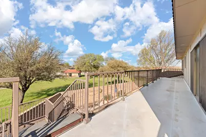 848 S Havenwood Lane, Fort Worth, TX 76112 - Photo 33