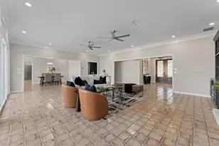 848 S Havenwood Ln, Fort Worth, TX 76112 - Photo 11