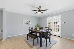 1379 Honeysuckle Ln, Lewisville, TX 75077 - Photo 11