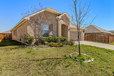 5408 Wedge Wood Drive, Haltom City, TX 76137 - Photo 3