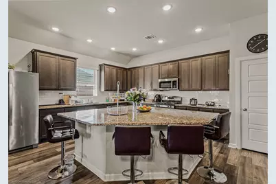 5408 Wedge Wood Drive, Haltom City, TX 76137 - Photo 9