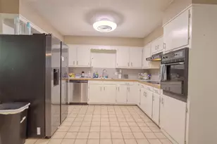 914 S Ave N, Clifton, TX 76634 - Photo 9