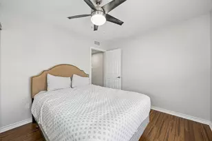 1802 N Prairie Ave, Dallas, TX 75204 - Photo 23