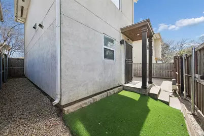 1802 N Prairie Avenue, Dallas, TX 75204 - Photo 25