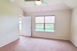 2832 Cresent Lake Dr, Little Elm, TX 75068 - Photo 11