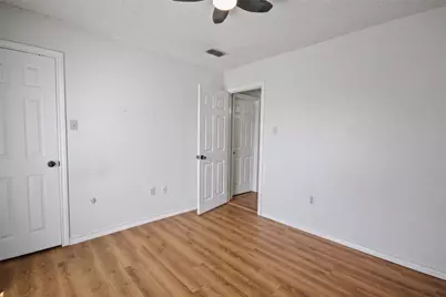 903 Robinwood Court, Arlington, TX 76017 - Photo 13