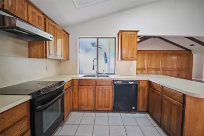 903 Robinwood Court, Arlington, TX 76017 - Photo 7