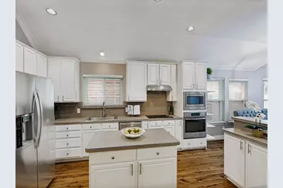 8717 Falcon Crest Drive, McKinney, TX 75072 - Photo 13