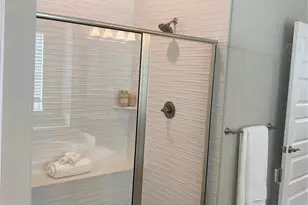 209 Johnson St, Granbury, TX 76048 - Photo 31