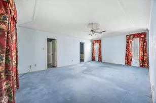 1309 Briar Hollow Ln, Garland, TX 75043 - Photo 17