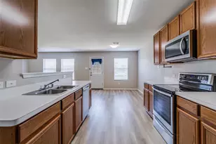 1122 Augustin Dr, Princeton, TX 75407 - Photo 5