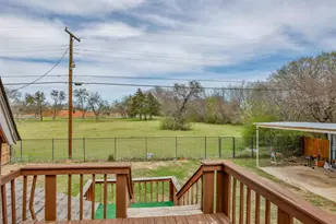 1907 Bridle Ln, Gainesville, TX 76240 - Photo 35