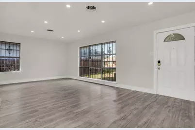 1246 Brookmere Drive, Dallas, TX 75216 - Photo 5