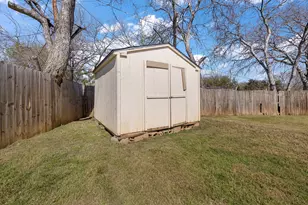 6431 Jerrell St, North Richland Hills, TX 76180 - Photo 27