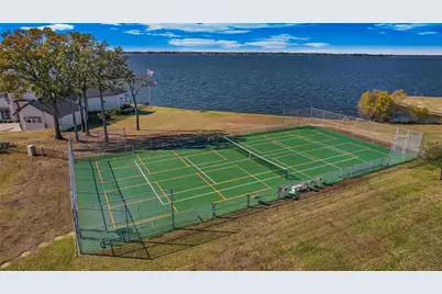 128 Saint Andrews Drive E, Mabank, TX 75156 - Photo 33