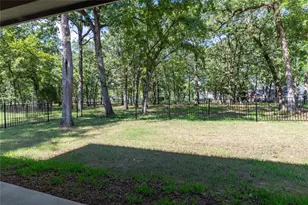 128 Saint Andrews Dr E, Mabank, TX 75156 - Photo 13