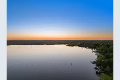 8049 Lakeview Drive, Quinlan, TX 75474 - Photo 9