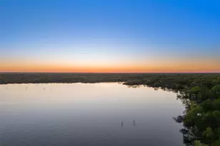 8049 Lakeview Dr, Quinlan, TX 75474 - Photo 9