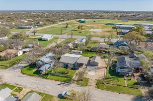 903 W Wheeler St, Breckenridge, TX 76424 - Photo 35