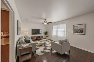 2638 Crestbrook Ln, Grand Prairie, TX 75052 - Photo 5