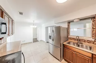 2638 Crestbrook Ln, Grand Prairie, TX 75052 - Photo 15