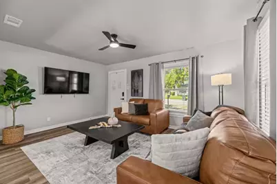 819 Web Street, Arlington, TX 76011 - Photo 13