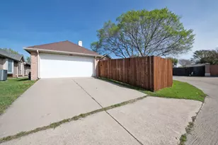 2005 Reddenson Dr, Carrollton, TX 75010 - Photo 27