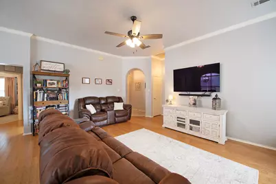 2005 Reddenson Drive, Carrollton, TX 75010 - Photo 11