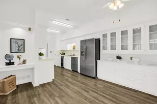 7074 Regalview Cir, Dallas, TX 75248 - Photo 15