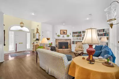 7074 Regalview Circle, Dallas, TX 75248 - Photo 5