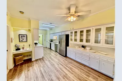 7074 Regalview Circle, Dallas, TX 75248 - Photo 13