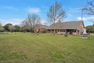 36038 Cedar Ridge Dr, Whitney, TX 76692 - Photo 29