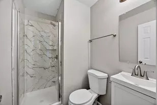 614 Lakeside Dr Dr, Irving, TX 75062 - Photo 29