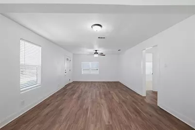 1512 NE 34th Street, Fort Worth, TX 76106 - Photo 11