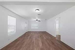 1512 NE 34th St, Fort Worth, TX 76106 - Photo 11