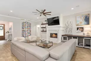 245 Colonial Dr, Mabank, TX 75156 - Photo 11