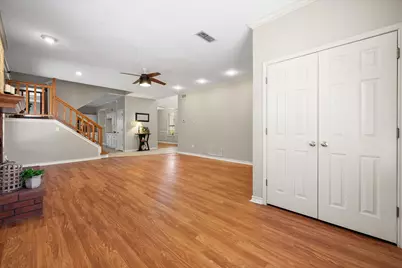 6104 Hedgeapple Court, Arlington, TX 76001 - Photo 19