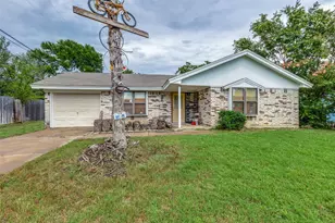 101 Gordon Dr, Azle, TX 76020 - Photo 5