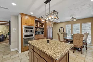 3609 Wayne Ct, Bedford, TX 76021 - Photo 7