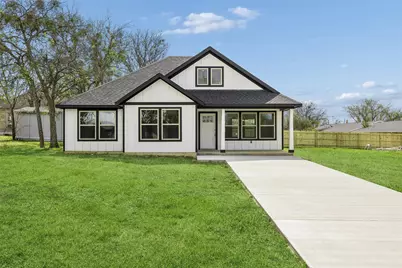 608 E South Street, Itasca, TX 76055 - Photo 1