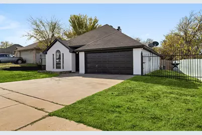 309 Dupont Circle, Fort Worth, TX 76134 - Photo 1
