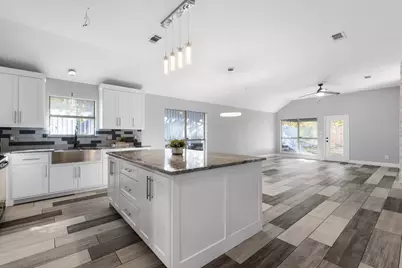 309 Dupont Circle, Fort Worth, TX 76134 - Photo 5