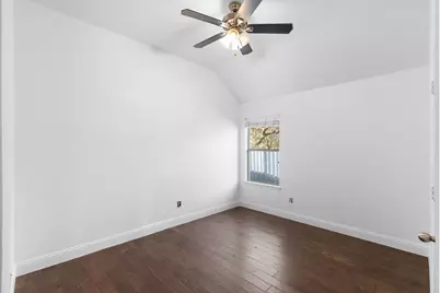 309 Dupont Circle, Fort Worth, TX 76134 - Photo 17