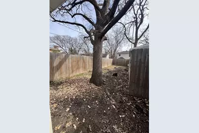 916 N Austin Street #1, Denton, TX 76201 - Photo 9