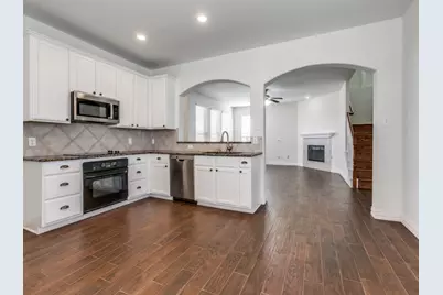 12110 Gonzales Drive, Frisco, TX 75035 - Photo 3