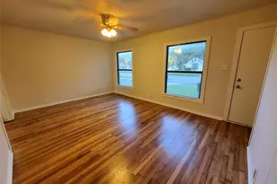 919 S Clements St, Gainesville, TX 76240 - Photo 3